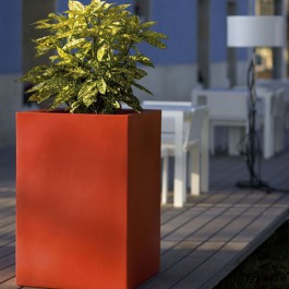 Jardinière Cubo Alto Orange Vondom JardinChic