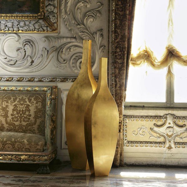 Vases Rocco Fer Finition Feuilles d'Or - Usage Intérieur - De Castelli Jardinchic Vases Rocco Fer Finition Feuilles d'Or - Usage Intérieur - De Castelli Jardinchic