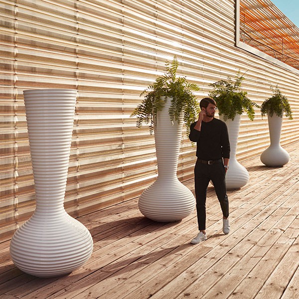pot-bloom-vondom-jardinchic pot-bloom-vondom-jardinchic