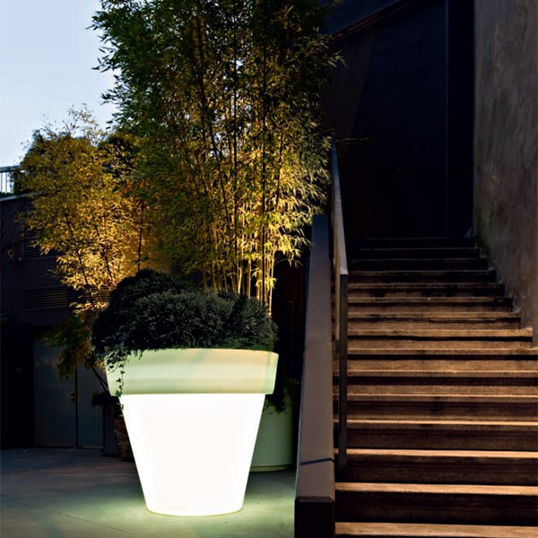 Pot Lumineux Vas One Light neutre Banc Roméo Serralunga JardinChic Pot Lumineux Vas One Light neutre Banc Roméo Serralunga JardinChic