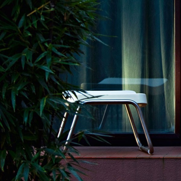Repose-pied/tabouret Time Out Serralunga JardinChic Repose-pied/tabouret Time Out Serralunga JardinChic