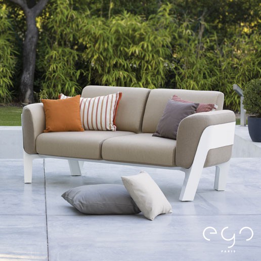 Sofa 2 Places Structure Blanc Laqué Tissu Sunbrella Havana Ego Paris Jardinchic Sofa 2 Places Structure Blanc Laqué Tissu Sunbrella Havana Ego Paris Jardinchic