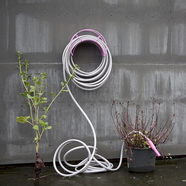 Support mural pour tuyau d arrosage