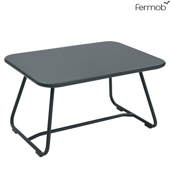 Table Basse De Jardin Carree En Resine Imitation Tressage Miami