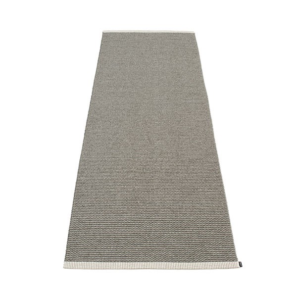 Tapis Mono Charcoal 85x260 Pappelina JardinChic Tapis Mono Charcoal 85x260 Pappelina JardinChic