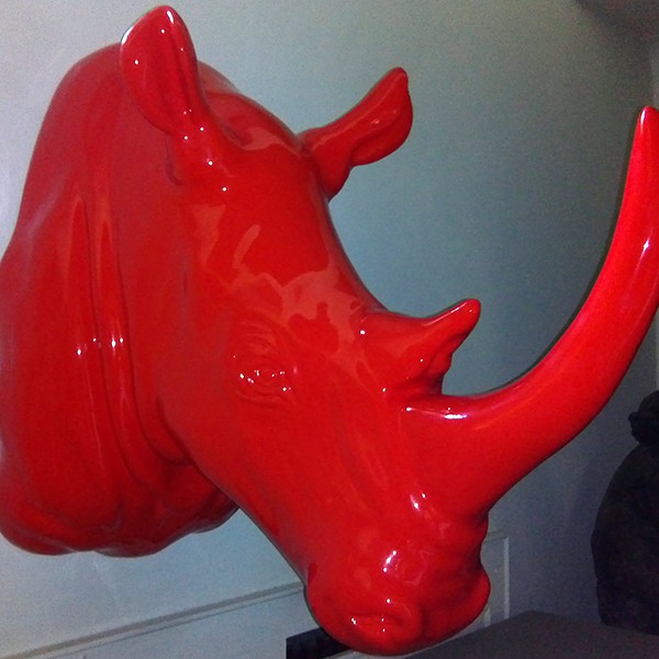 Tête de Rhinoceros Rouge Laqué TexArtes Jardinchic