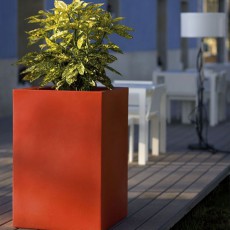 Jardinière Cubo Alto Orange Vondom JardinChic