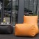 Pouf Lounge Premium Orange avec Pouf Softbox Premium Black et plateau d'appoint vendus séparément Pusku Pusku Jardinchic